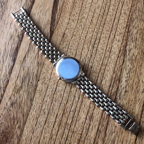 Elgin Diamond Quartz Watch - Picture 5 of 16